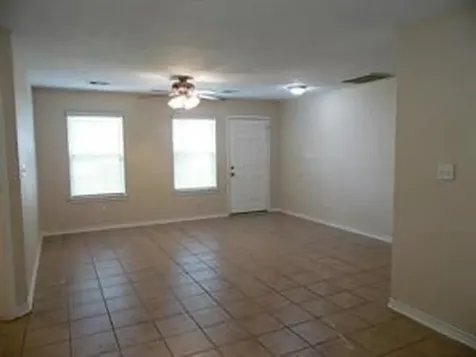204 W Worsham Street 1 Willis TX 77378