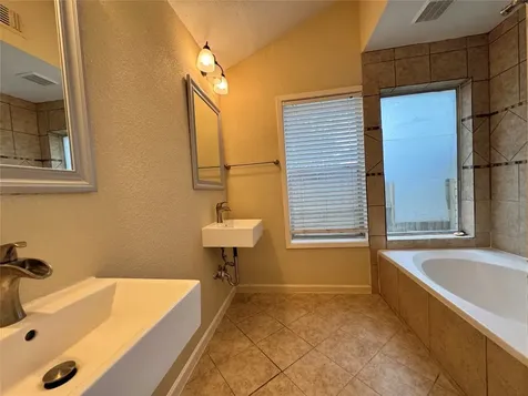 2439 Woodstream Boulevard Sugar Land TX 77479