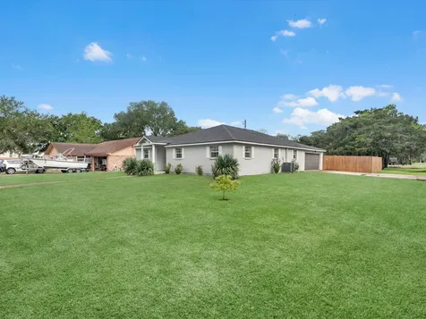 904 Kimmons Drive Alvin TX 77511