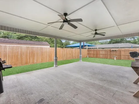 904 Kimmons Drive Alvin TX 77511