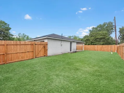 904 Kimmons Drive Alvin TX 77511