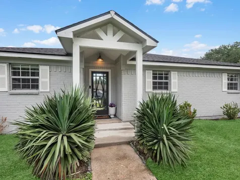 904 Kimmons Drive Alvin TX 77511