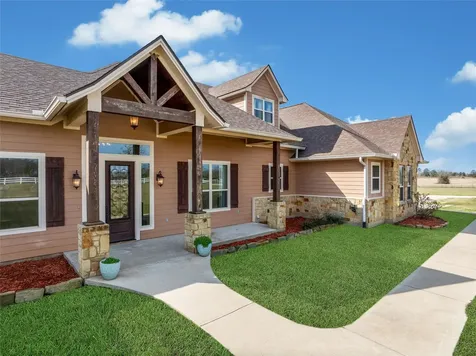 399 Fm 1696 Road W Huntsville TX 77320