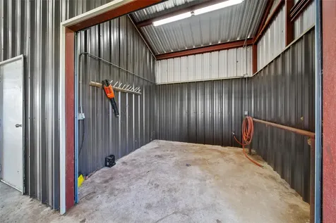 399 Fm 1696 Road W Huntsville TX 77320