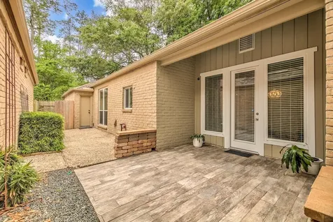 3231 Village Falls Court Kingwood TX 77339
