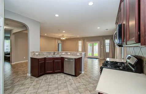 509 Redbridge Lane League City TX 77573