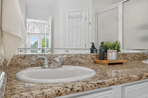 1505 Wentworth Street Houston TX 77004