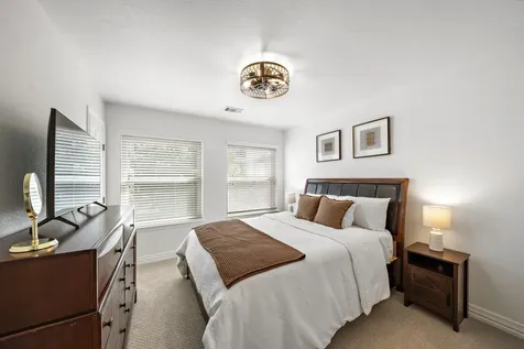 1505 Wentworth Street Houston TX 77004