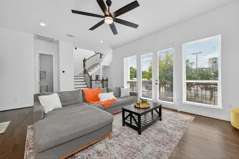 1505 Wentworth Street Houston TX 77004
