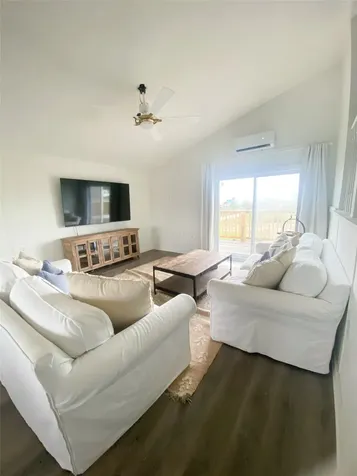 1168 N Tinkle Lane Crystal Beach TX 77650