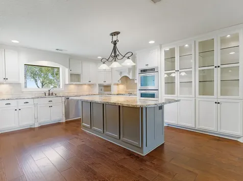 255 County Road 141 Bay City TX 77414