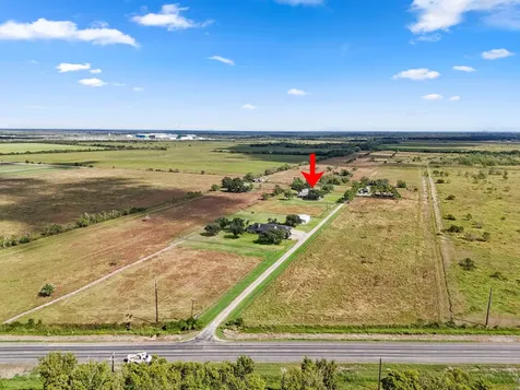 255 County Road 141 Bay City TX 77414