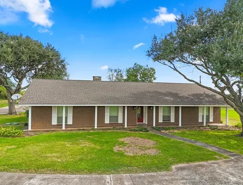 255 County Road 141 Bay City TX 77414
