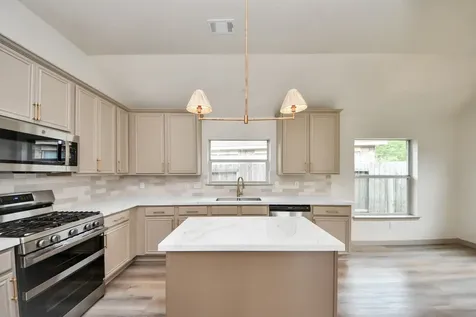 14423 Gadwall Court Houston TX 77044