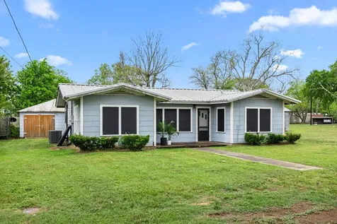 209 3rd Avenue Columbus TX 78934