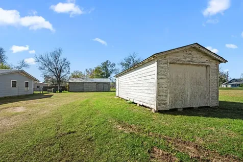 209 3rd Avenue Columbus TX 78934