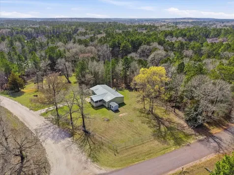 4 Ripple Creek Drive Huntsville TX 77320