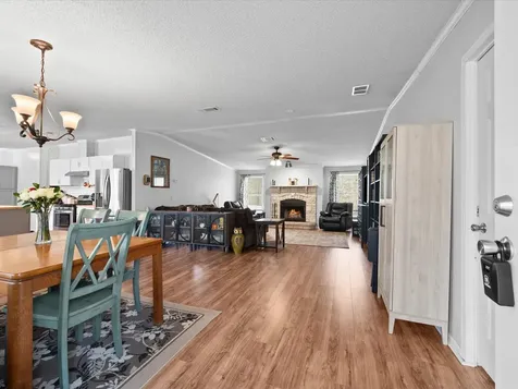 4 Ripple Creek Drive Huntsville TX 77320