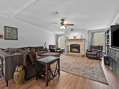 4 Ripple Creek Drive Huntsville TX 77320