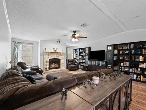 4 Ripple Creek Drive Huntsville TX 77320