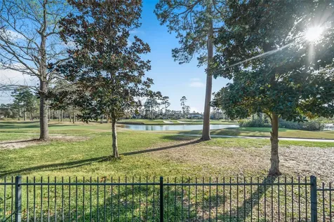 42 Forest Green Trail Kingwood TX 77339