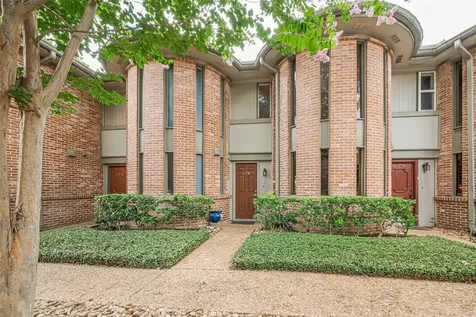 674 S Ripple Creek Drive 674 Houston TX 77057