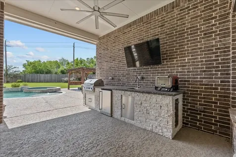 535 Campbell Drive League City TX 77573
