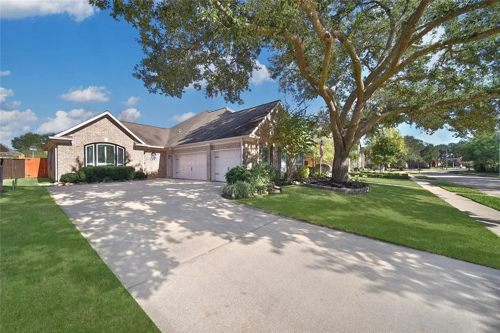 5318 Ridgewood Reef Houston TX 77041