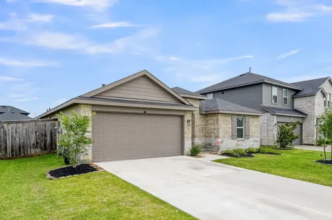 319 Chateau Bay Lane Crosby TX 77532