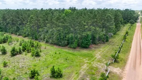 000 County Road 1450 Warren TX 77664