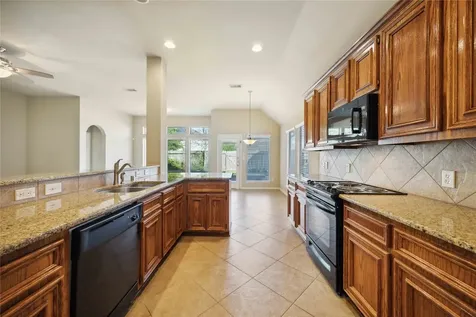 10910 Brighton Gardens Drive Richmond TX 77406