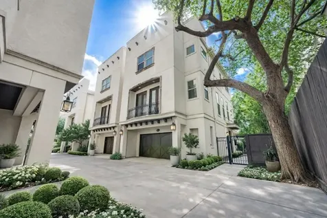 1112 Peveto Street C Houston TX 77019