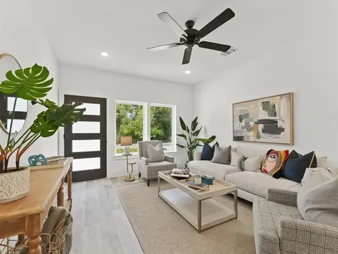 1448 Dewalt Street Houston TX 77088