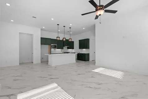 12139 Canal View Boulevard Mont Belvieu TX 77580