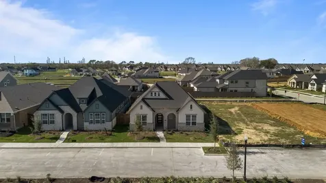 12139 Canal View Boulevard Mont Belvieu TX 77580