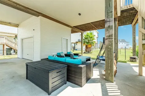 23171 Fresca Street Galveston TX 77554