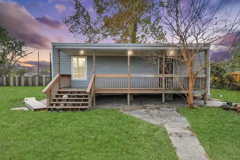9325 Grady Street Houston TX 77016