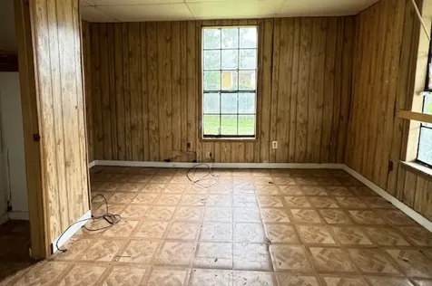2392 Delaware Street Beaumont TX 77703