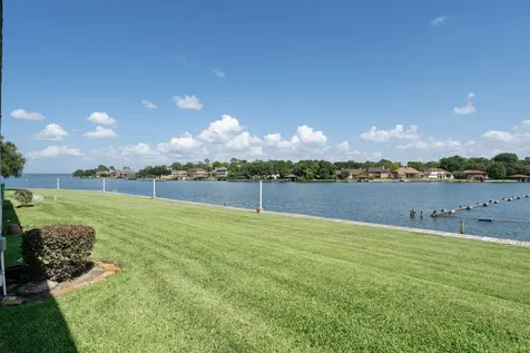 68 April Point S Unit E68 Drive S Conroe TX 77356