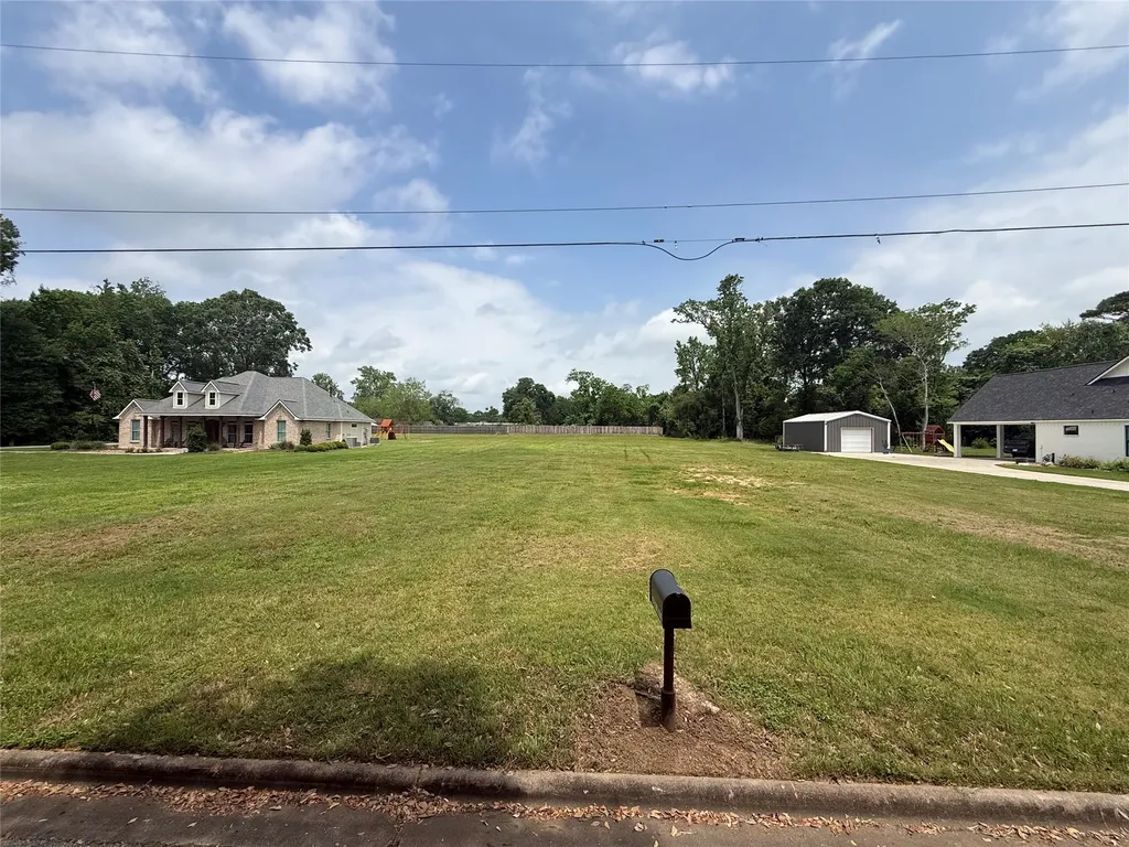 1615 Holly Street Liberty TX 77575