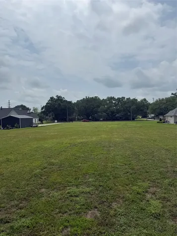 1615 Holly Street Liberty TX 77575