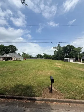 1615 Holly Street Liberty TX 77575