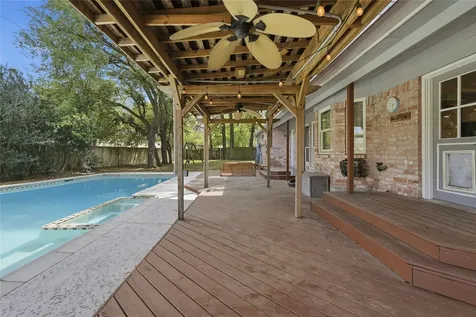 12807 Bowing Oaks Drive Cypress TX 77429