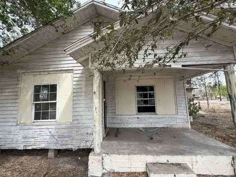 408 W Edward Street Falfurrias TX 78355