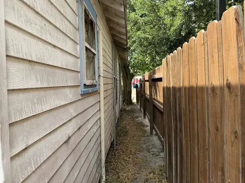 408 W Edward Street Falfurrias TX 78355