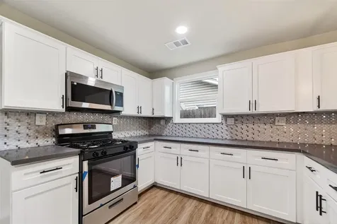 5210 Verdome Lane Houston TX 77092