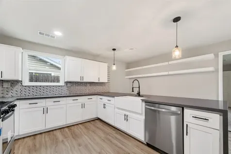 5210 Verdome Lane Houston TX 77092