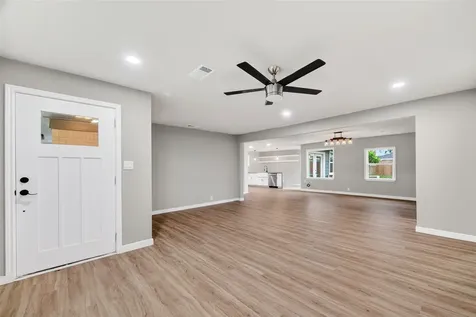 5210 Verdome Lane Houston TX 77092