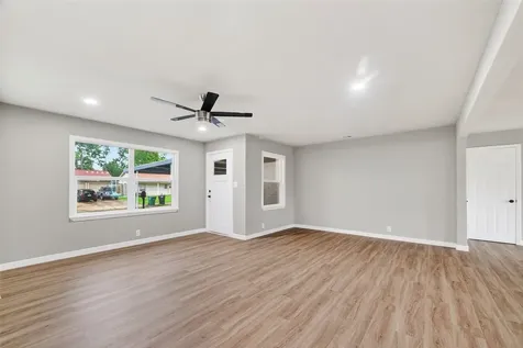 5210 Verdome Lane Houston TX 77092