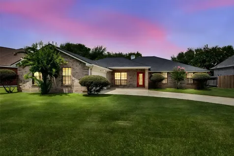 5106 Greenwater Drive Willis TX 77318
